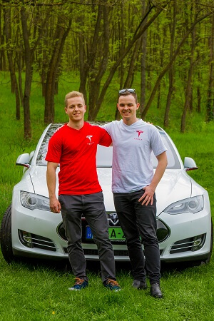 Tesla Élményvezetés marketing csapat